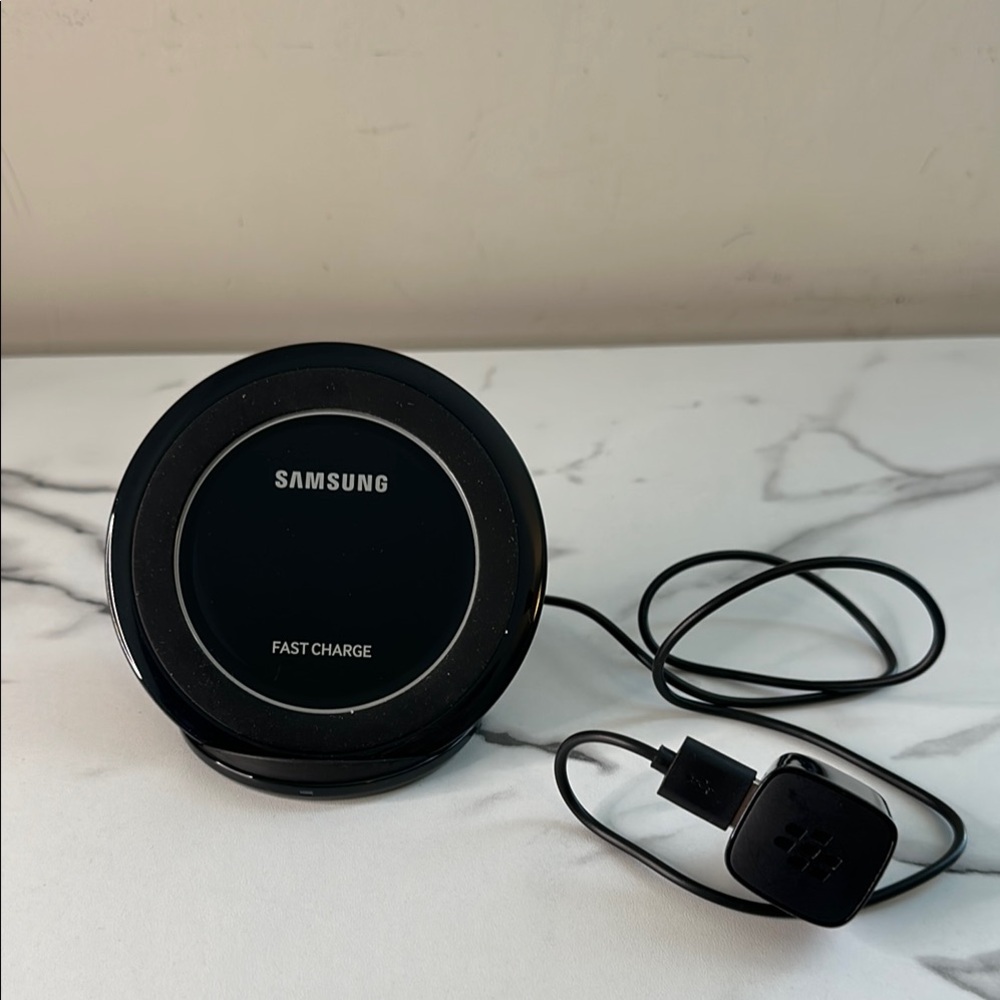 Pre owned- Samsung Black Fast Charge Pad